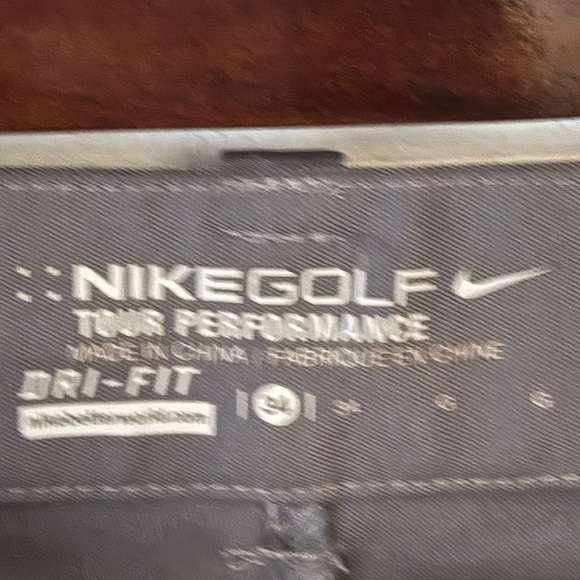 Nike Golf Performance Men's Gray Shorts - Picture 9 of 9